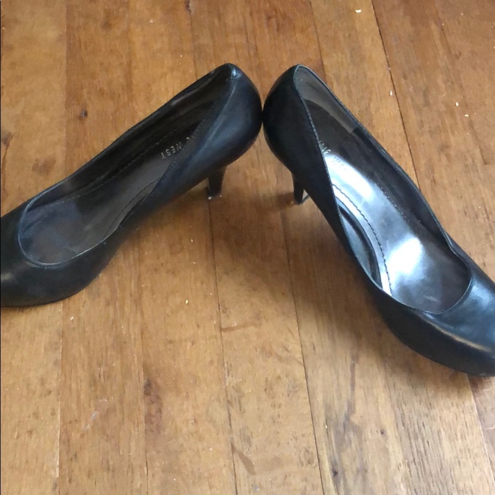 Heels - Picture 2 of 2